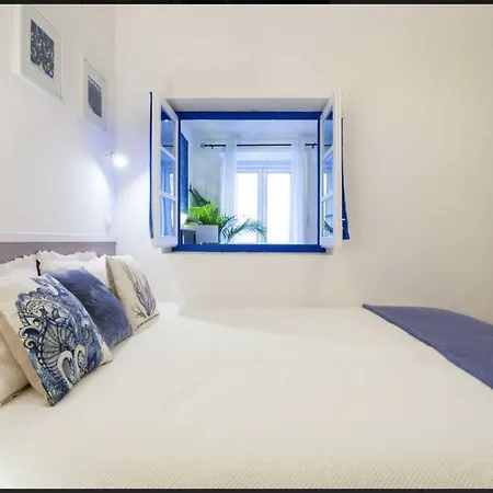 Apartment The Heart Of House Lisbon