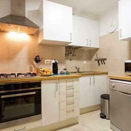 The Heart Of House Apartman *